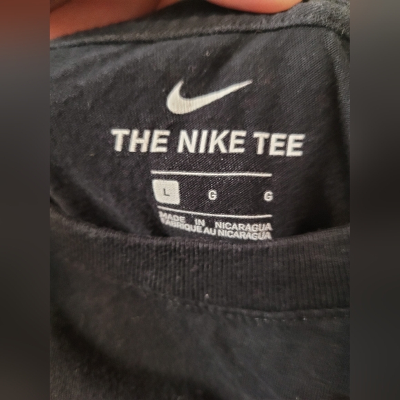 Nike Lebron James Lakers Tee - Picture 3 of 4